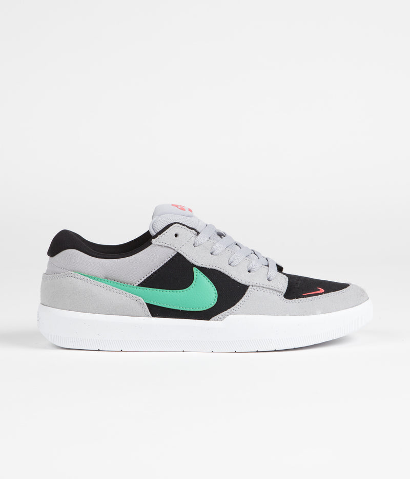 Nike SB Force 58 Shoes in Wolf Grey and Light Menta and Black - Wolf Grey