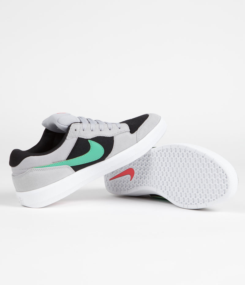 Nike SB Force 58 Shoes in Wolf Grey and Light Menta and Black - Wolf Grey