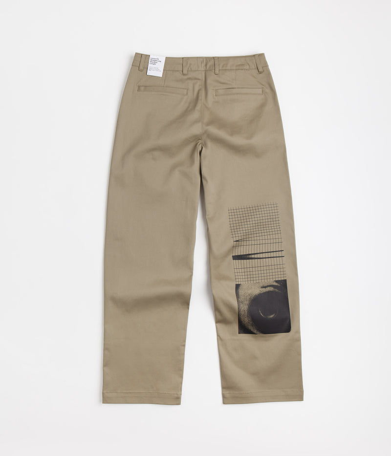 Nike SB GFX El Chino Pants in Neutral Olive and Black