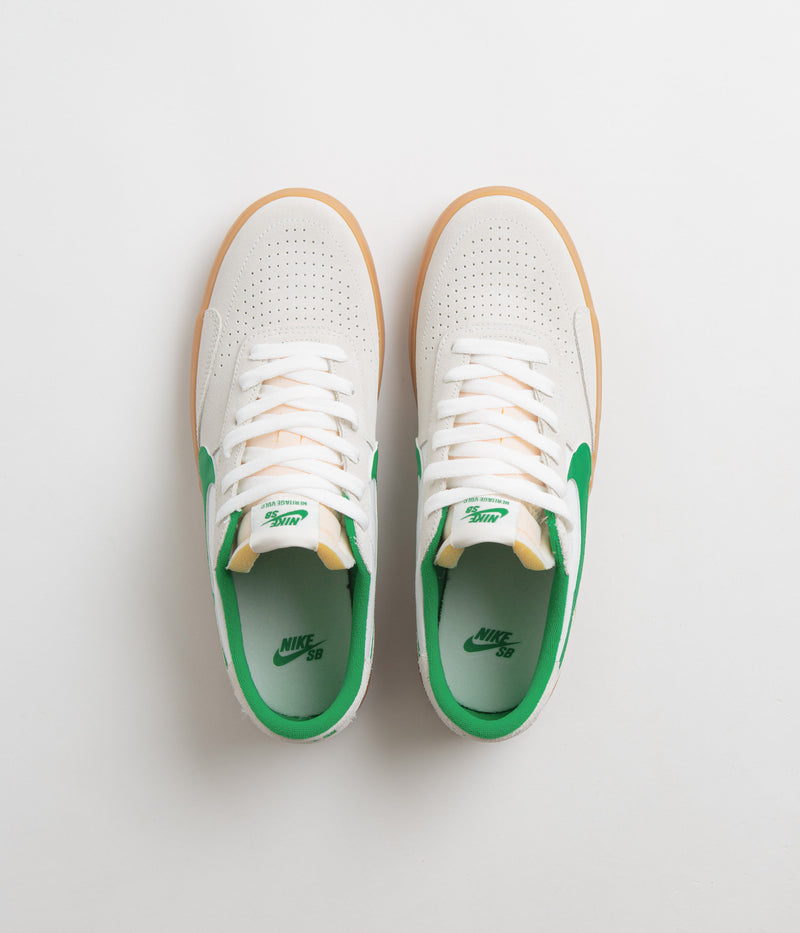 Nike SB Heritage Vulc Shoes in Summit White and Lucky Green and White