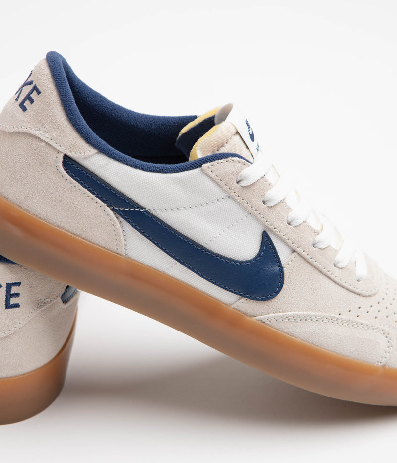 Nike SB Heritage Vulc Shoes in Summit White and Navy and White - Gum Light Brown