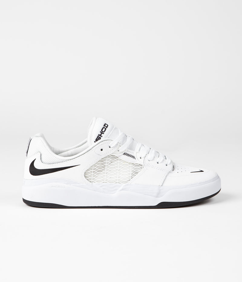 Nike SB Ishod Premium Shoes in White and Black and White - Black