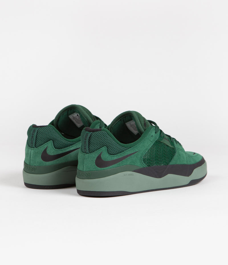 Nike SB Ishod Shoes in Gorge Green and Black and Dutch Green - Black
