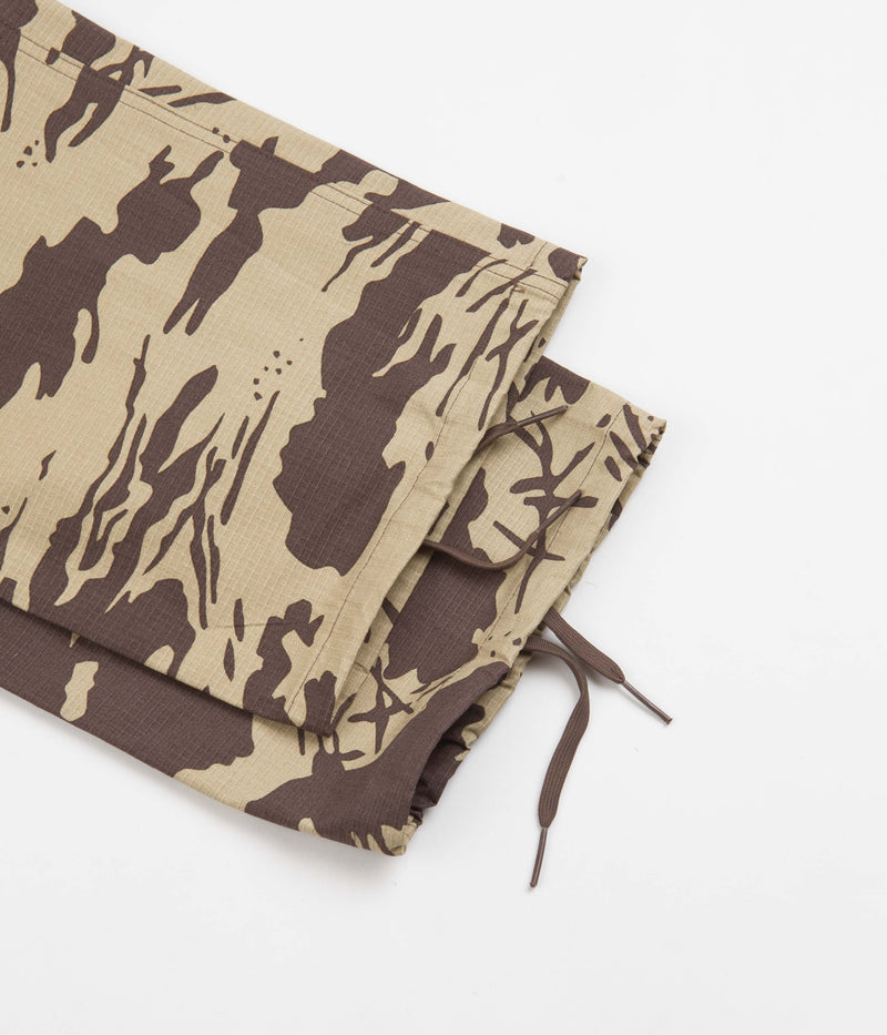 Nike SB Kearny Camo Cargo Pants in Limestone