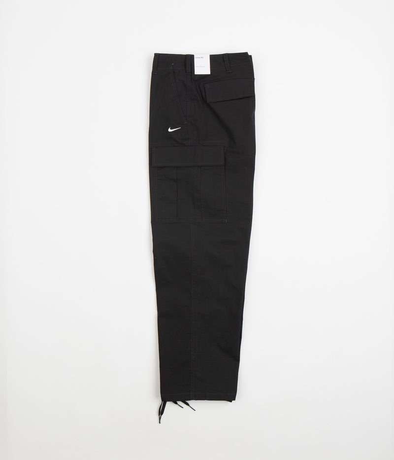 Nike SB Kearny Cargo Pants in Black and Black / Anthracite / White