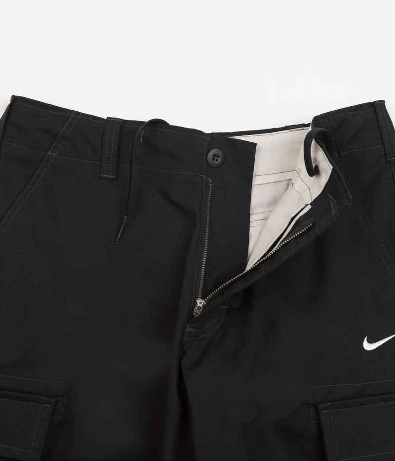 Nike SB Kearny Cargo Pants in Black and White