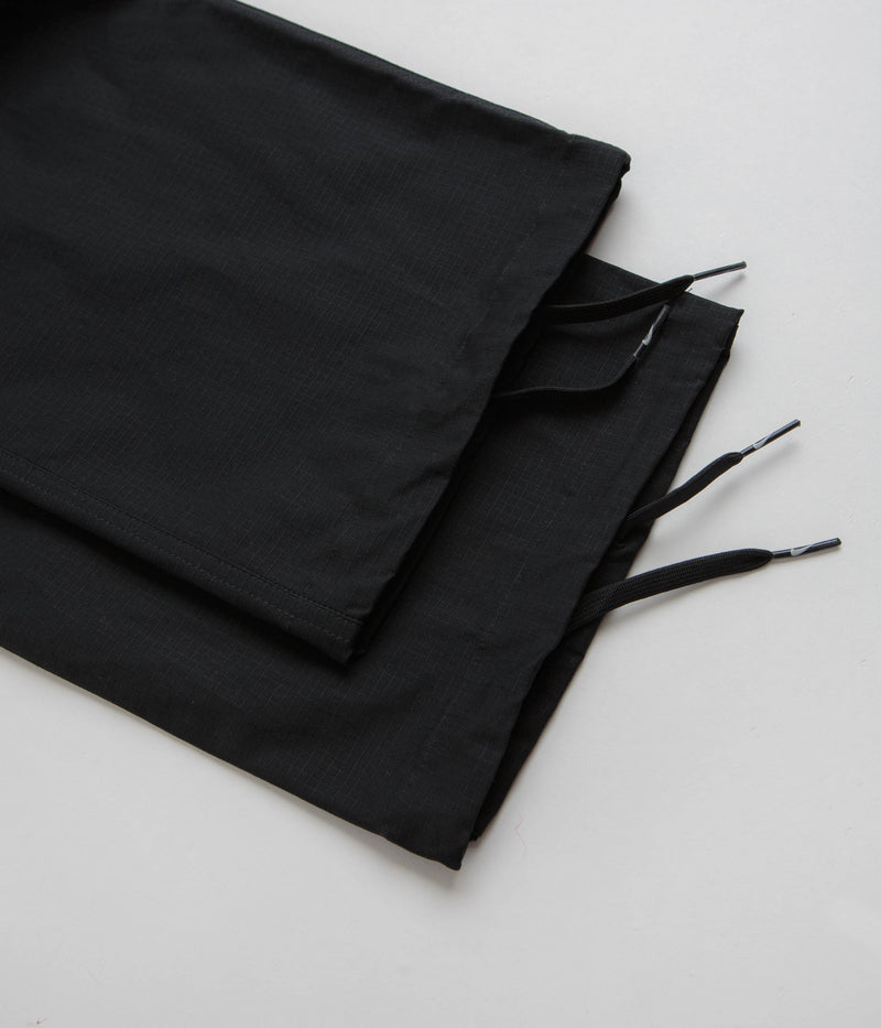 Nike SB Kearny Cargo Pants in Black