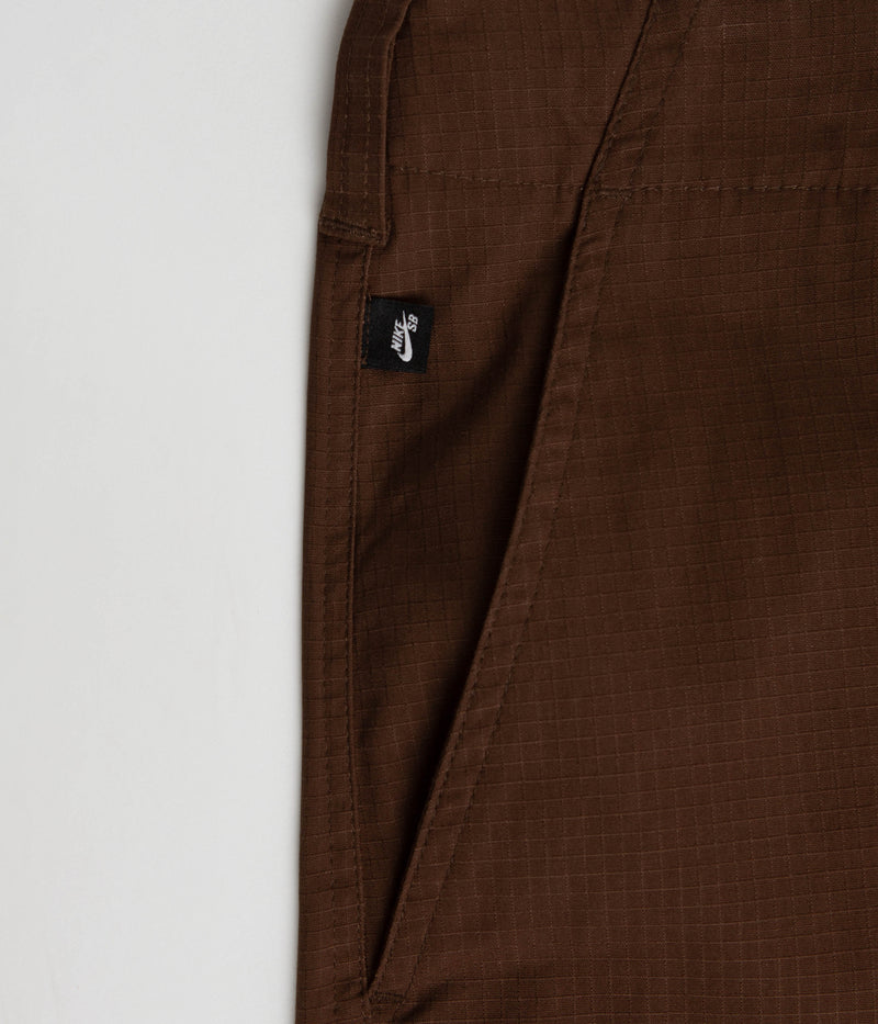 Nike SB Kearny Cargo Pants in Cacao Wow