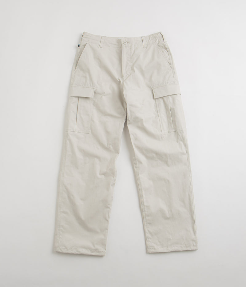 Nike SB Kearny Cargo Pants in Light Bone