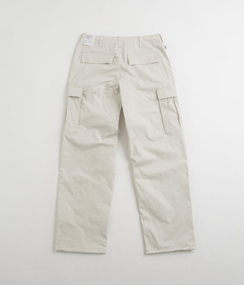 Nike SB Kearny Cargo Pants in Light Bone