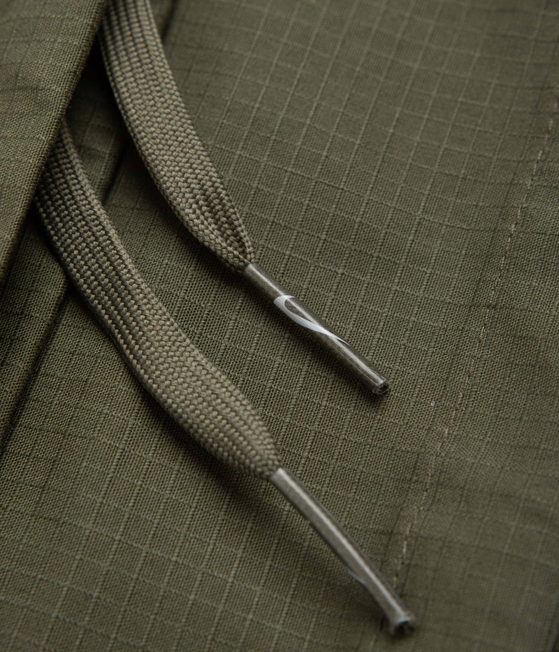 Nike SB Kearny Cargo Pants in Medium Olive
