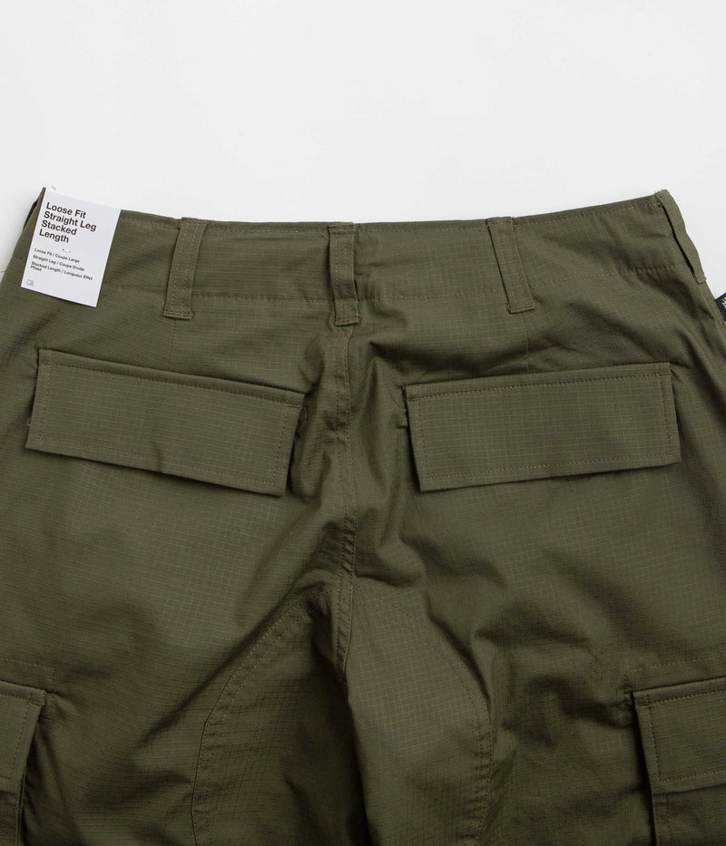 Nike SB Kearny Cargo Pants in Medium Olive