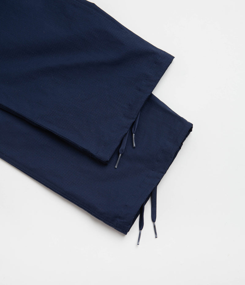 Nike SB Kearny Cargo Pants in Midnight Navy and White