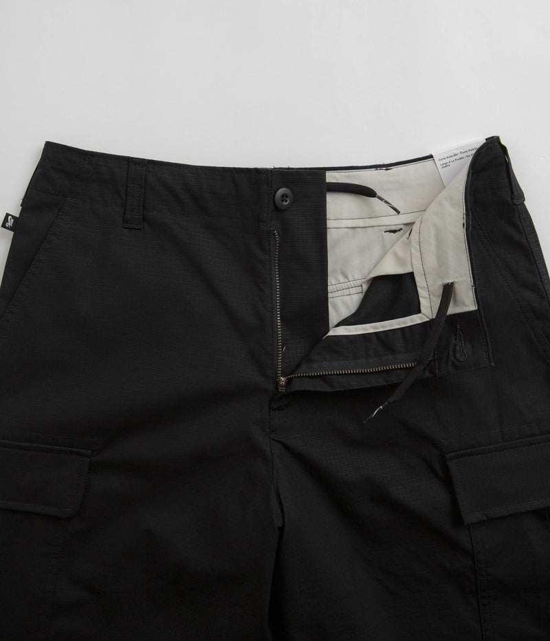 Nike SB Kearny Cargo Shorts in Black