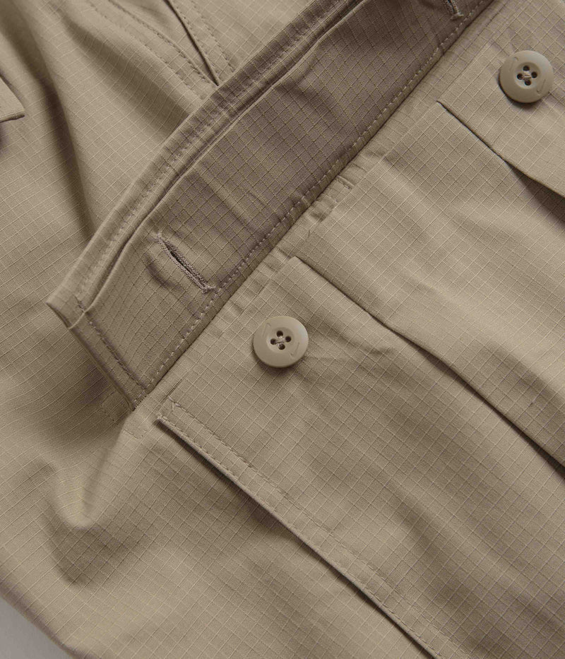Nike SB Kearny Cargo Shorts in Khaki