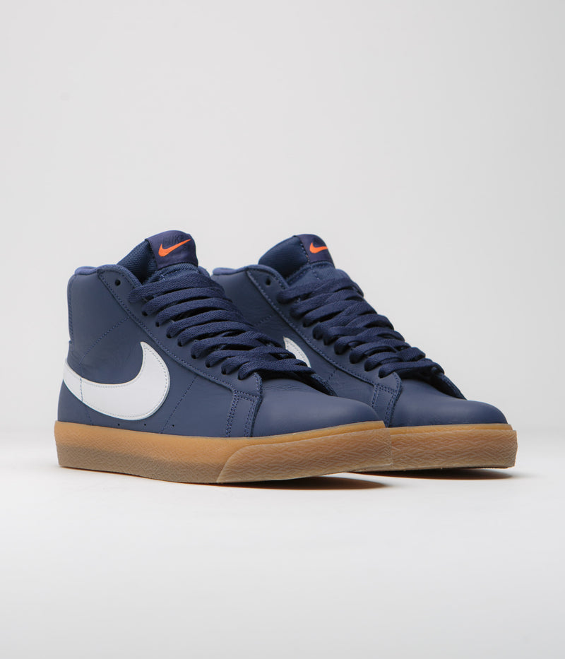 Nike SB Orange Label Blazer Mid Shoes in Navy and White and Navy - Gum Light Brown
