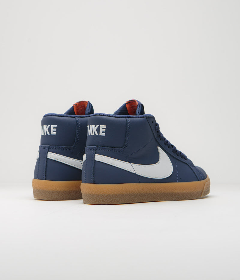Nike SB Orange Label Blazer Mid Shoes in Navy and White and Navy - Gum Light Brown