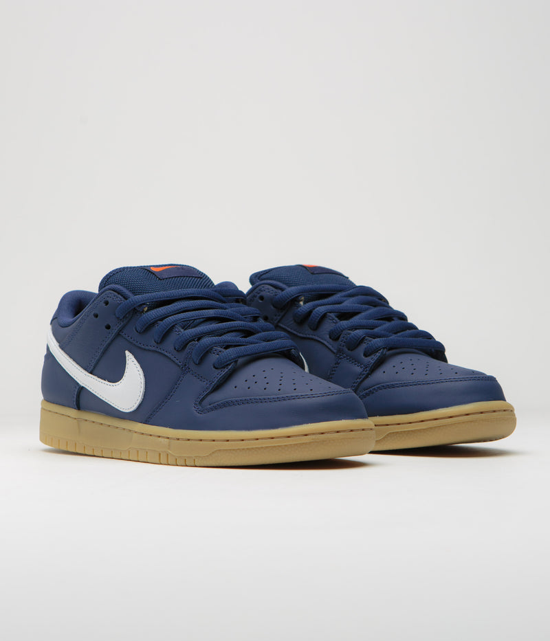 Nike SB Orange Label Dunk Low Pro Shoes in Navy and White and Navy - Gum Light Brown