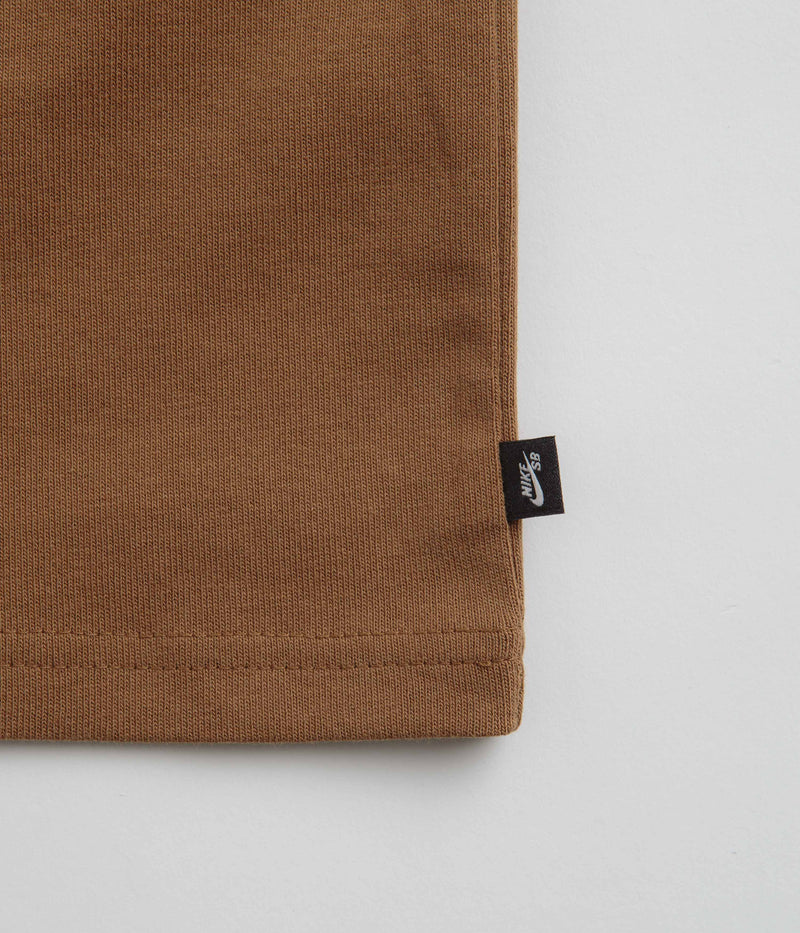 Nike SB Patch Logo T-Shirt in Light British Tan