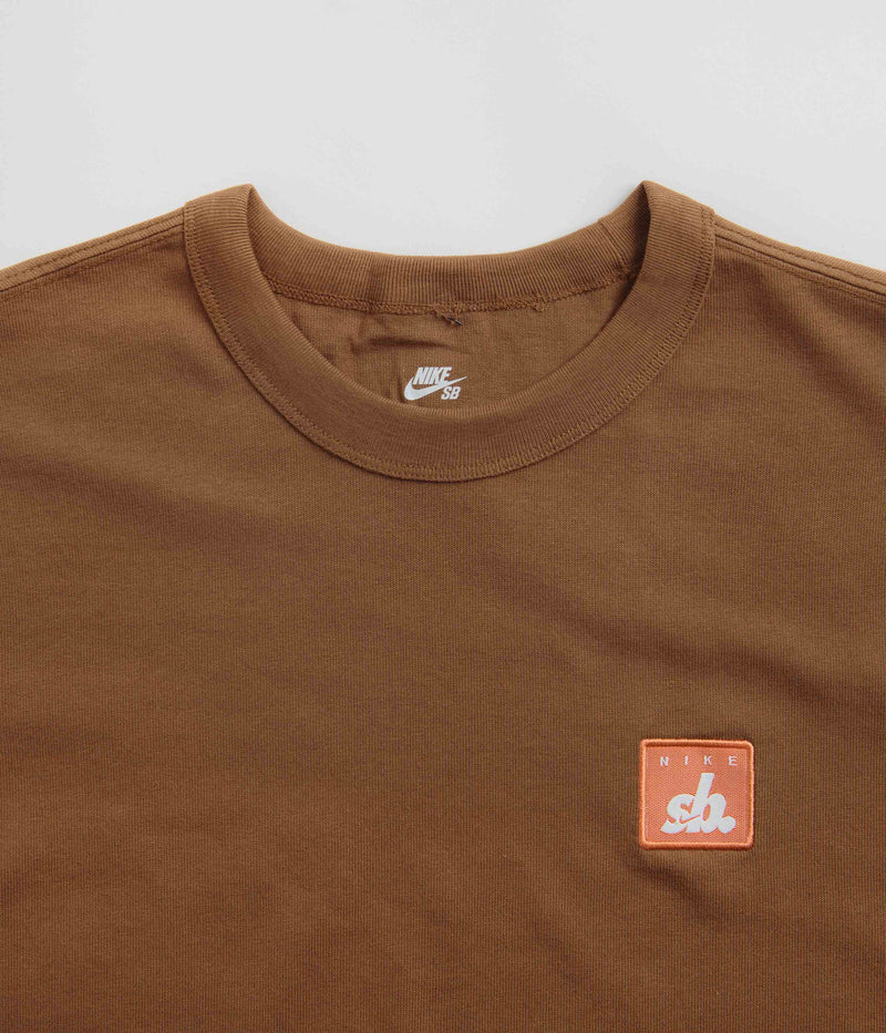 Nike SB Patch Logo T-Shirt in Light British Tan