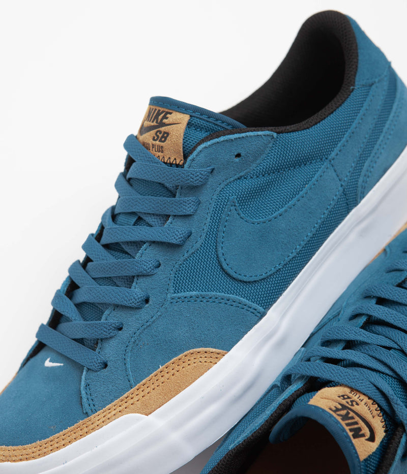 Nike SB Pogo Plus Premium Shoes in Green Abyss and Green Abyss and Desert Ochre