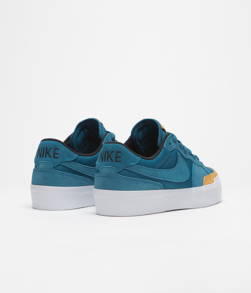 Nike SB Pogo Plus Premium Shoes in Green Abyss and Green Abyss and Desert Ochre
