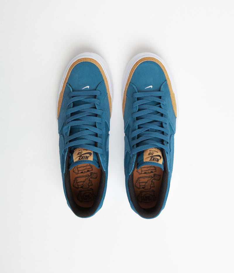 Nike SB Pogo Plus Premium Shoes in Green Abyss and Green Abyss and Desert Ochre