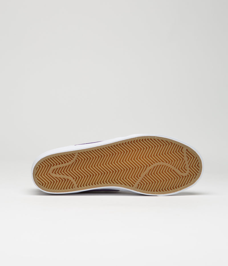 Nike SB Pogo Plus Shoes in White and Court Purple and White - Gum Light Brown