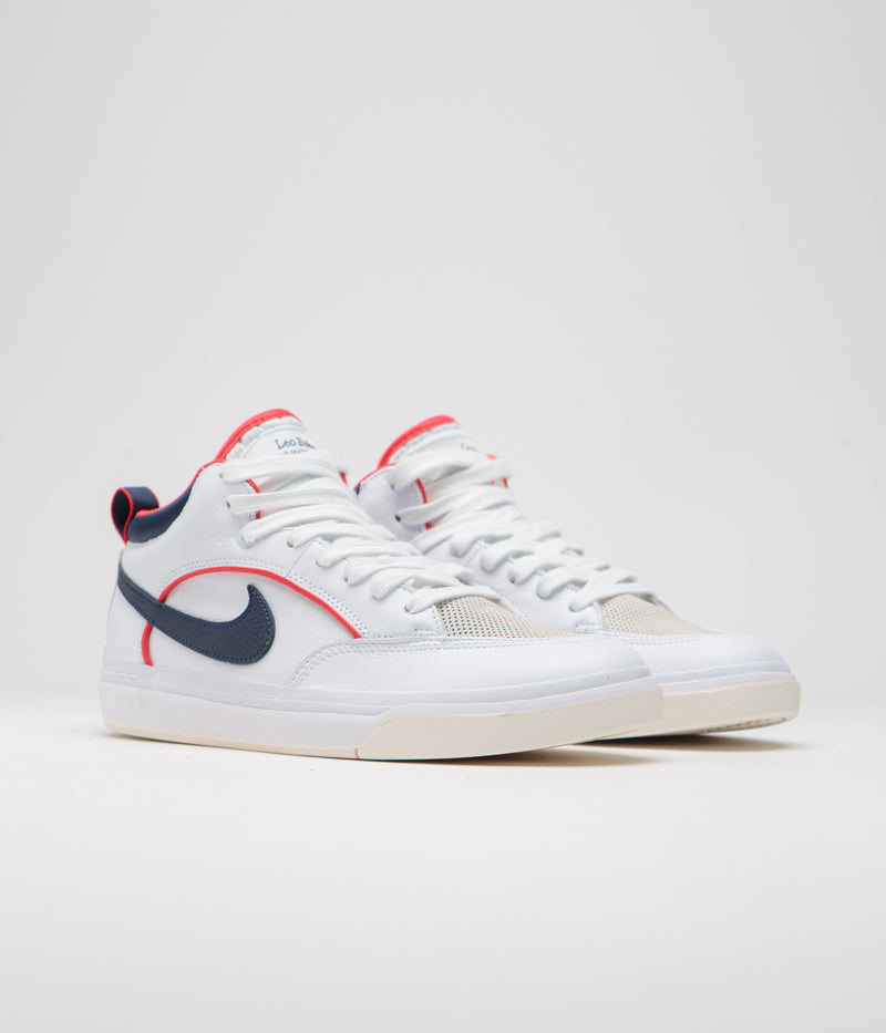 Nike SB React Leo Premium Shoes in White and Midnight Navy and University Red - White