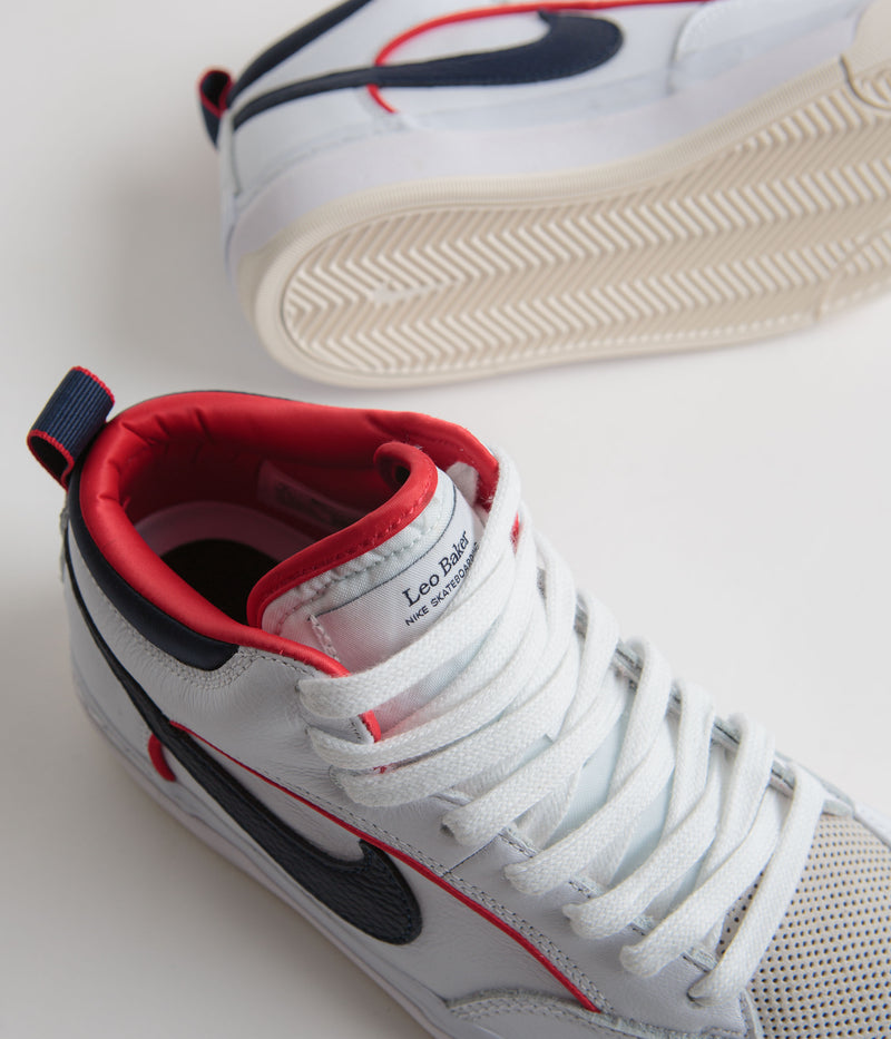 Nike SB React Leo Premium Shoes in White and Midnight Navy and University Red - White