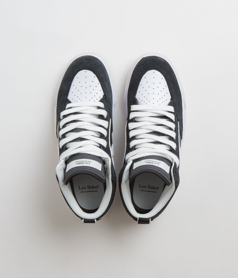 Nike SB React Leo Shoes in Black and White and Black - Gum Light Brown