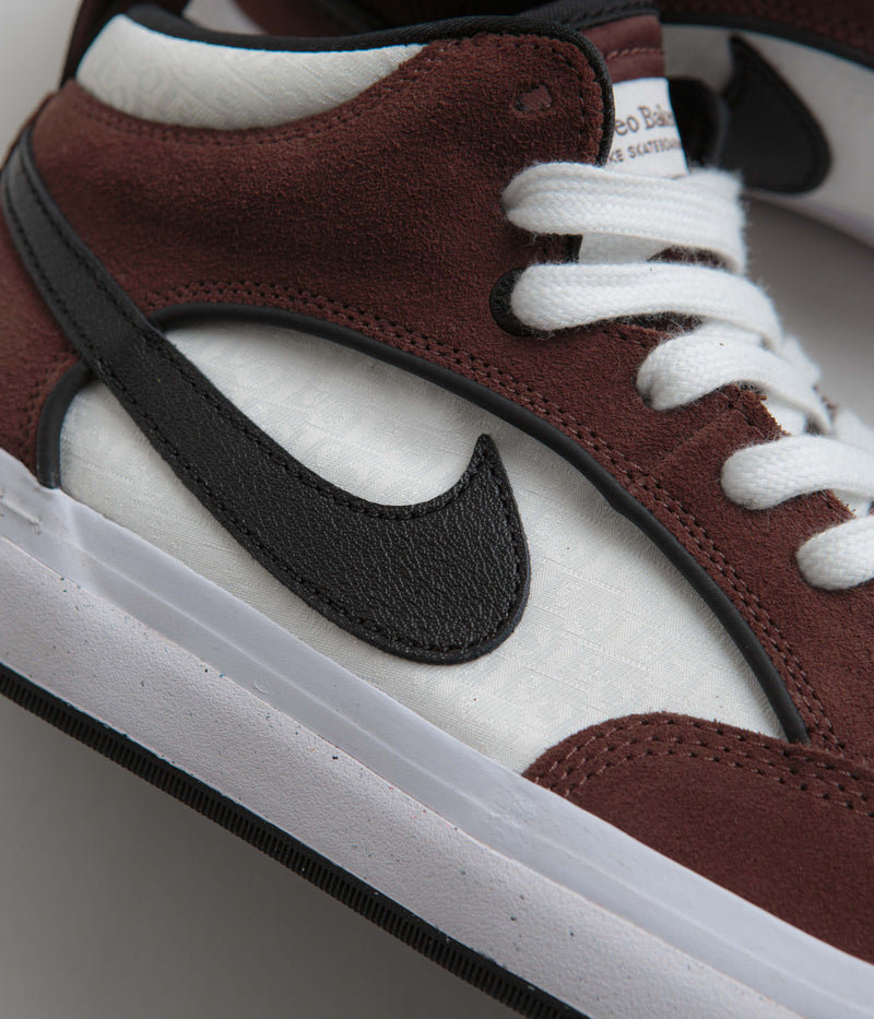 Nike SB React Leo Shoes in Light Chocolate and Black and White - Black
