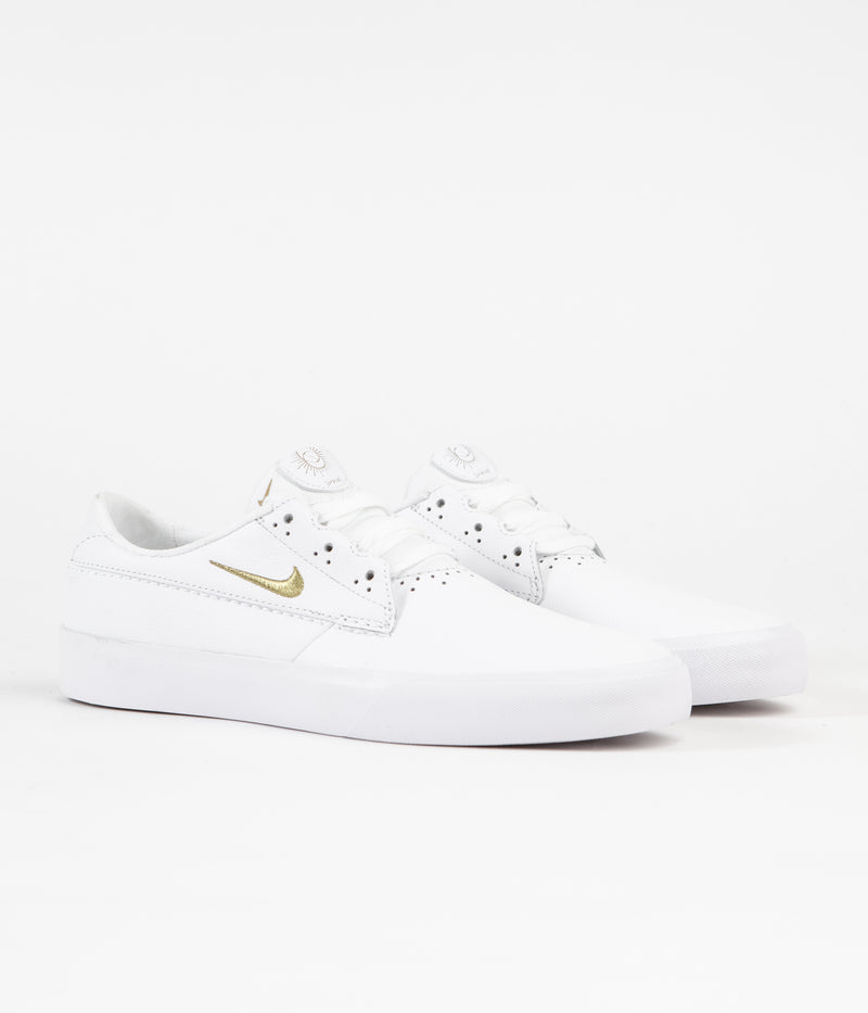Nike SB Shane Premium Shoes in White and Metallic Gold and White - White