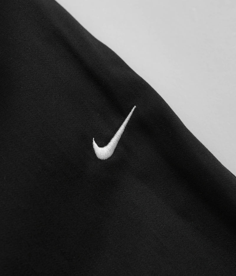 Nike SB Skyring Shorts in Black