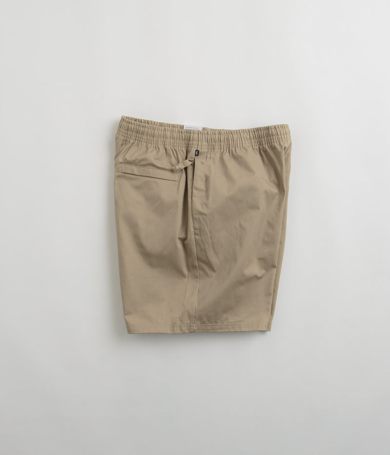 Nike SB Skyring Shorts in Khaki
