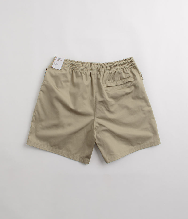 Nike SB Skyring Shorts in Neutral Olive and White