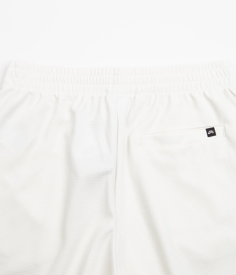 Nike SB Sunday Shorts in Sail