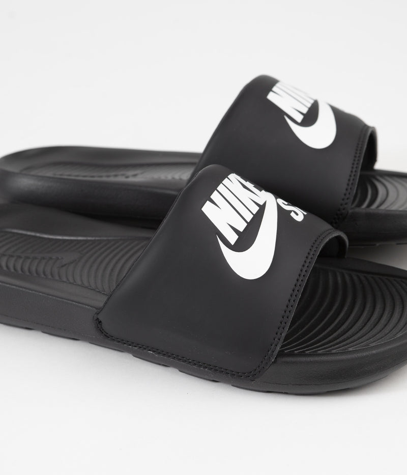 Nike SB Victori One Slides in Black and White and Black