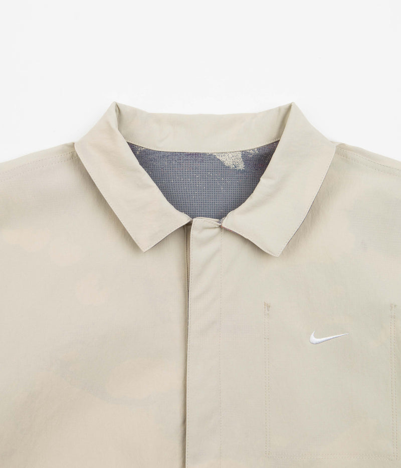 Nike SB x Doyenne  Reversible Jacket in Limestone and White