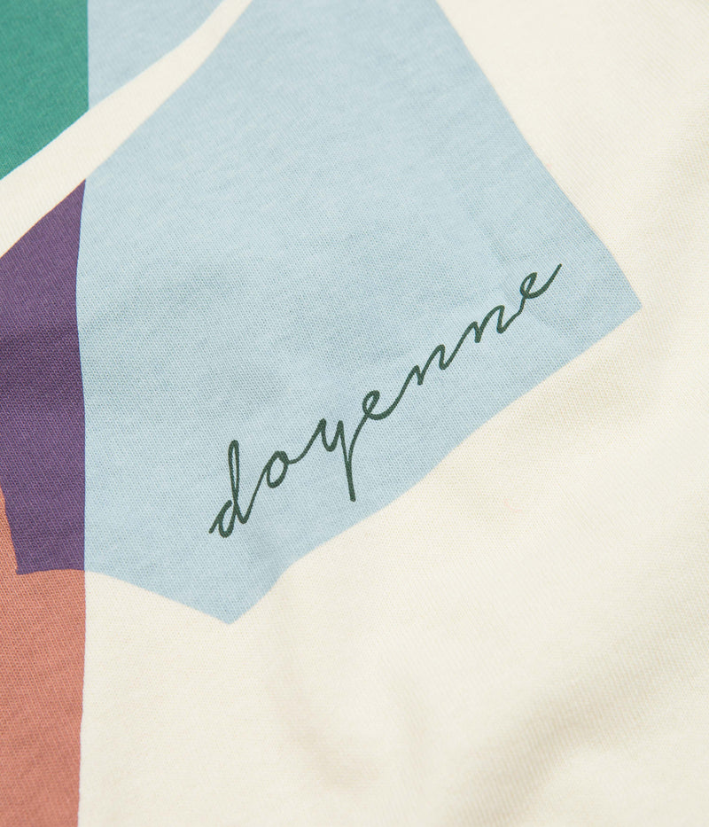 Nike SB x Doyenne T-Shirt in Coconut Milk