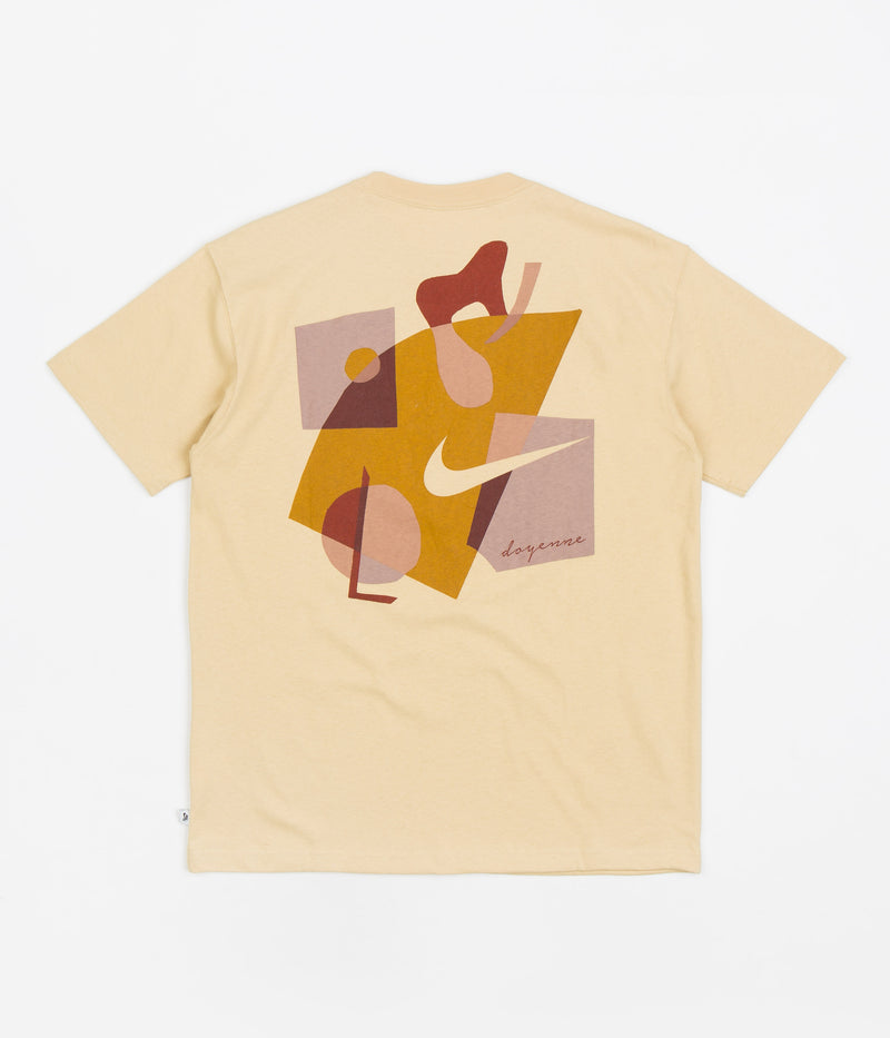 Nike SB x Doyenne T-Shirt in Sesame