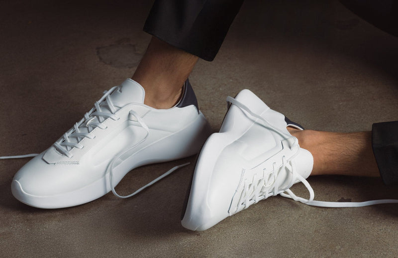 White Navy / White