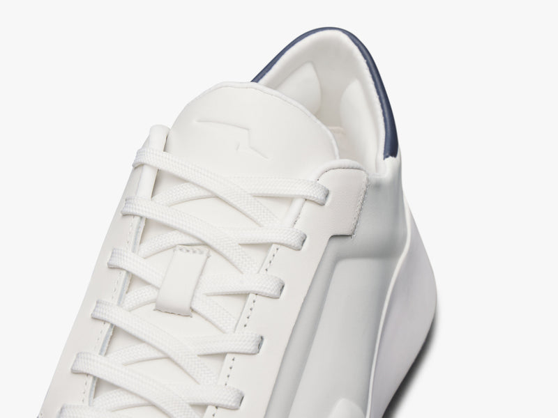 White Navy / White