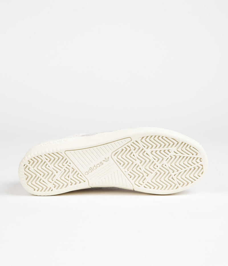 Adidas Tyshawn Low Shoes in Chalk White and Grey One / Cream White