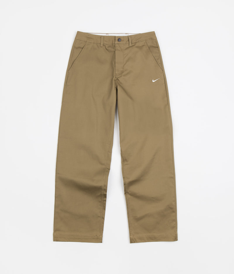 Nike Unlined Chino Pants in Dark Driftwood and White