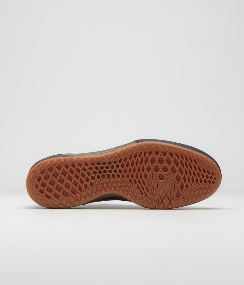 Vans AVE 2.0 Knit Shoes in Black and Carbon