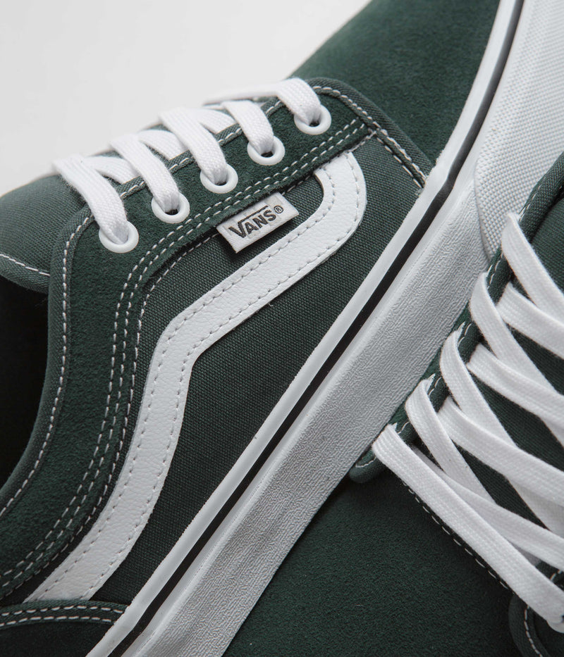 Vans Chukka Low Sidestripe Shoes in Green Gables