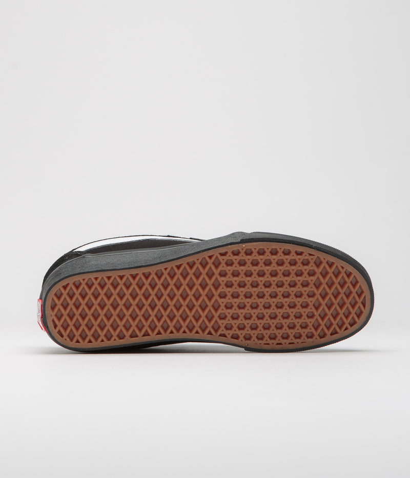 Vans Chukka Sidestripe Shoes in Black and Black / White