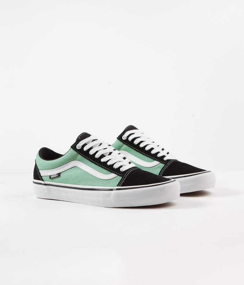 Vans Old Skool Pro Shoes in Black and Jade