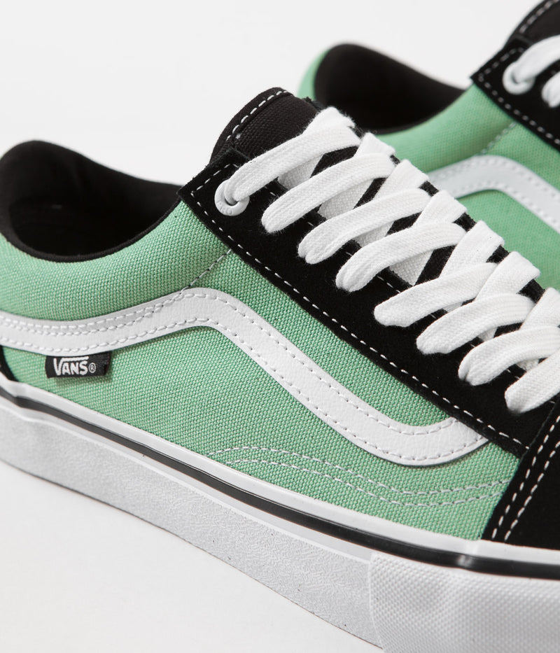 Vans Old Skool Pro Shoes in Black and Jade